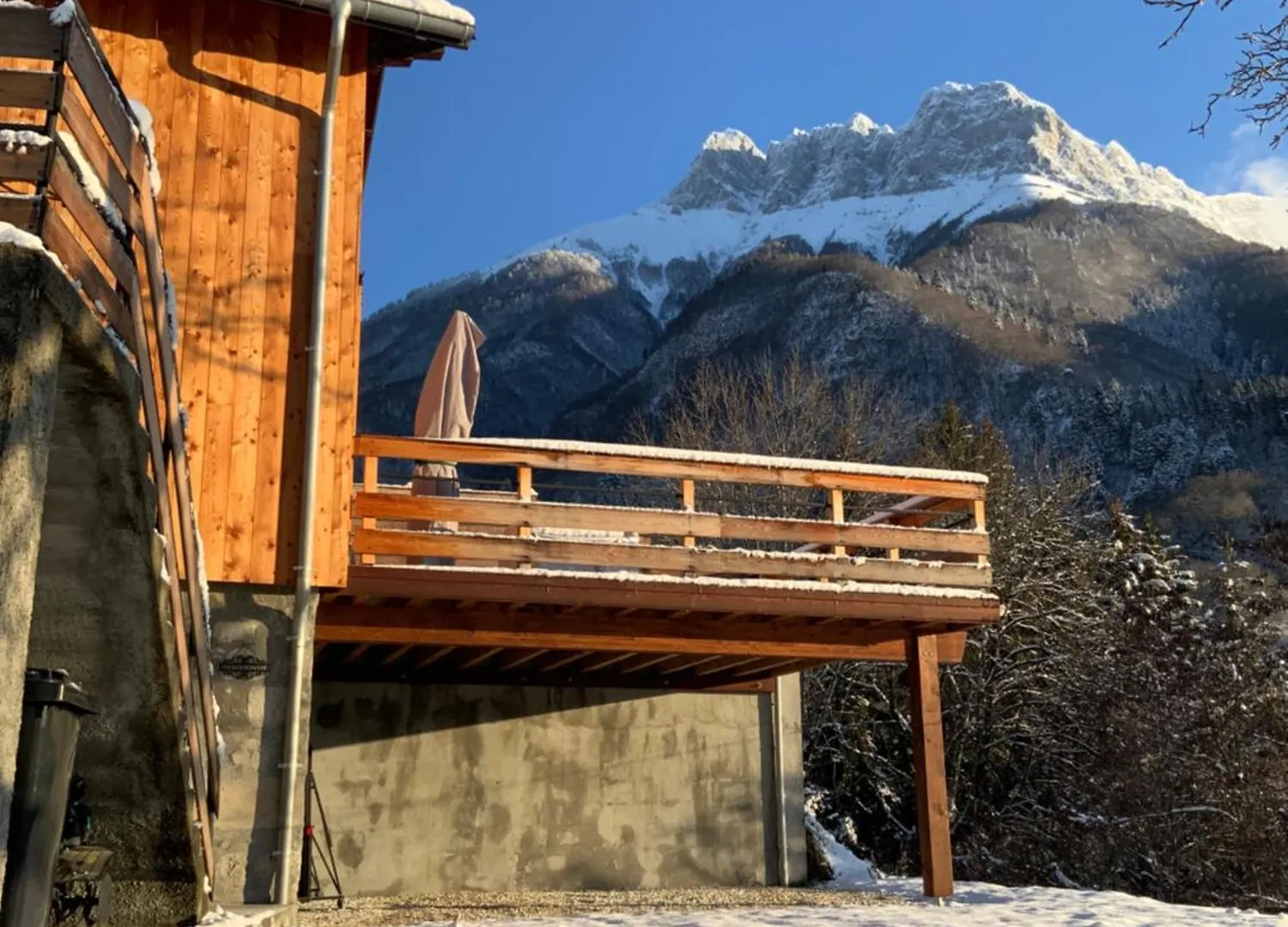 فيلا Au Pied De L'Arcluse - Clim Parking Terrasse - Clg Savoie Saint-Pierre-dʼAlbigny بيت للعطل