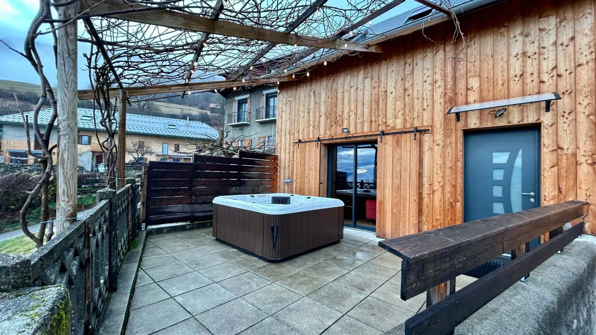 بيت للعطل فيلا Au Pied De L'Arcluse - Clim Parking Terrasse - Clg Savoie Saint-Pierre-dʼAlbigny